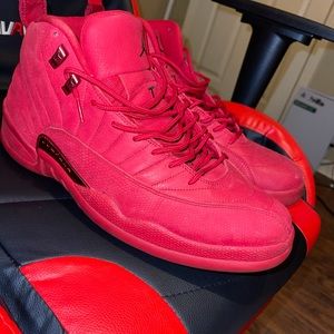 Gym red 12’s / size 14 / slightly worn